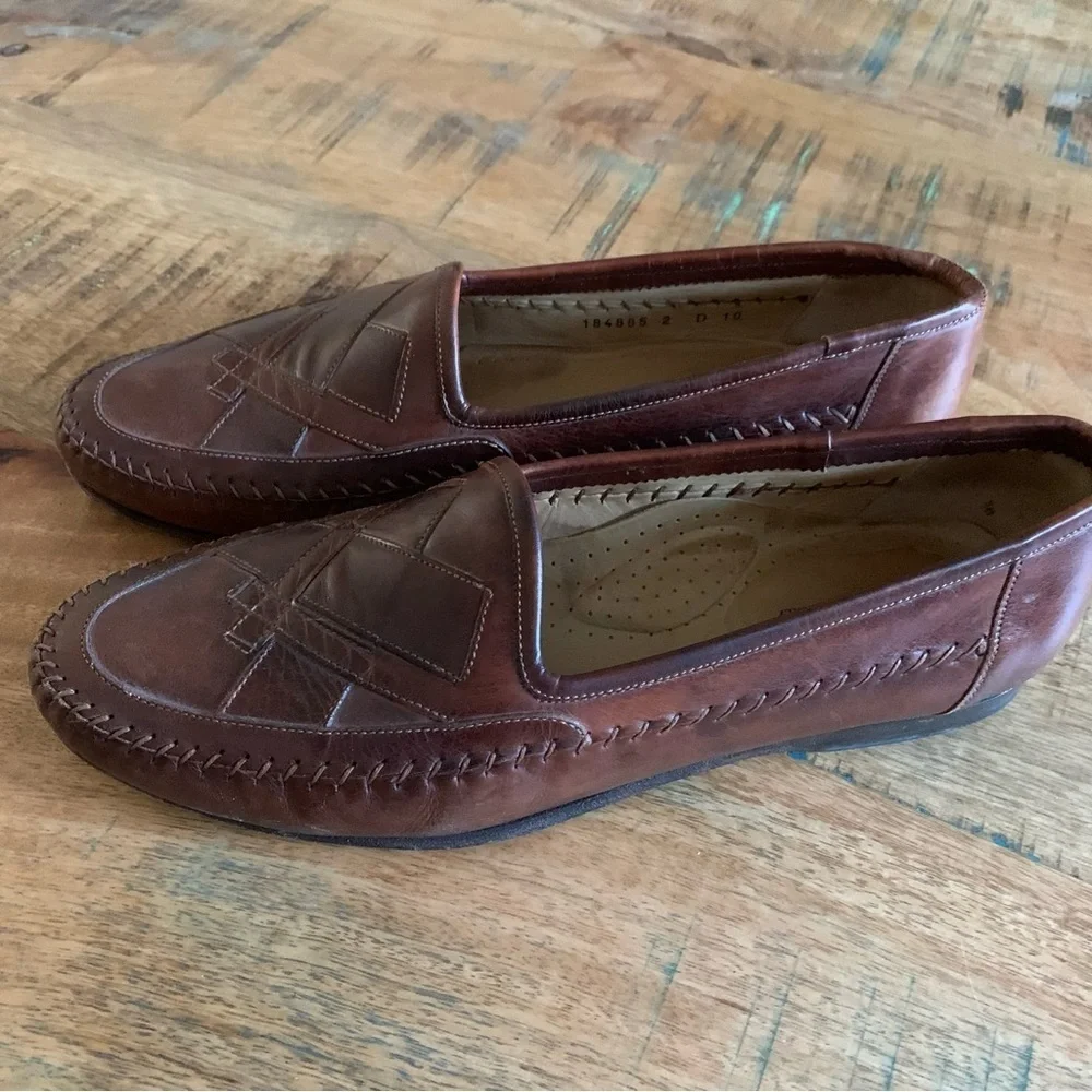 Santoni Mens Leather Interwoven Design almond toe Brown loafers Size 10